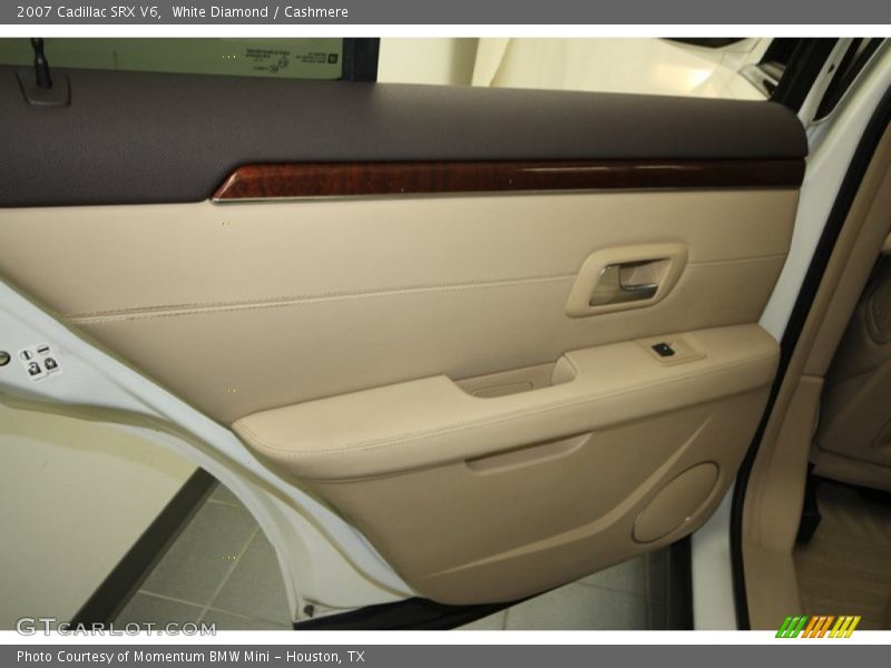 White Diamond / Cashmere 2007 Cadillac SRX V6