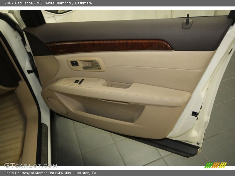 White Diamond / Cashmere 2007 Cadillac SRX V6