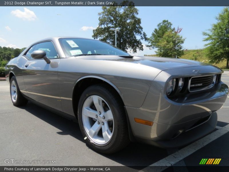 Front 3/4 View of 2012 Challenger SXT