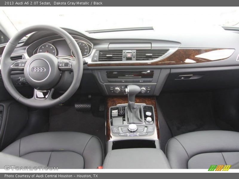 Dashboard of 2013 A6 2.0T Sedan
