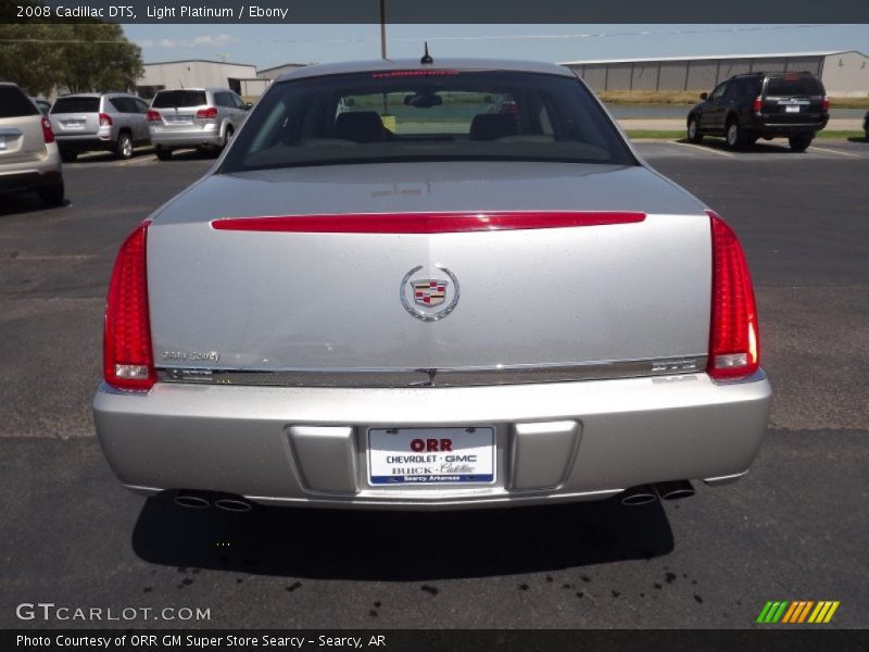 Light Platinum / Ebony 2008 Cadillac DTS