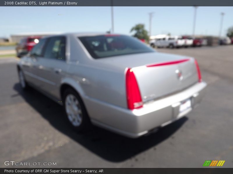 Light Platinum / Ebony 2008 Cadillac DTS