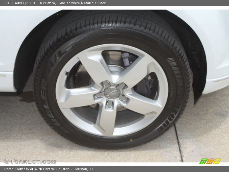 Glacier White Metallic / Black 2012 Audi Q7 3.0 TDI quattro