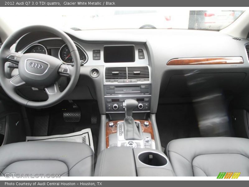 Glacier White Metallic / Black 2012 Audi Q7 3.0 TDI quattro