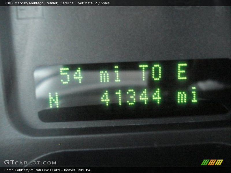 Satellite Silver Metallic / Shale 2007 Mercury Montego Premier