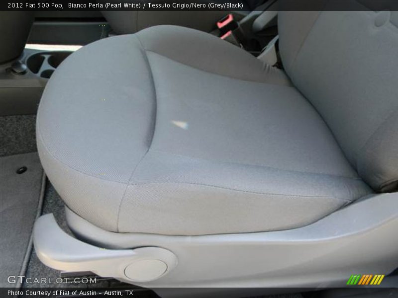 Bianco Perla (Pearl White) / Tessuto Grigio/Nero (Grey/Black) 2012 Fiat 500 Pop