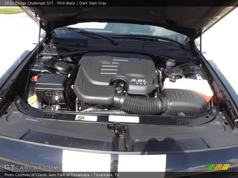 Pitch Black / Dark Slate Gray 2012 Dodge Challenger SXT