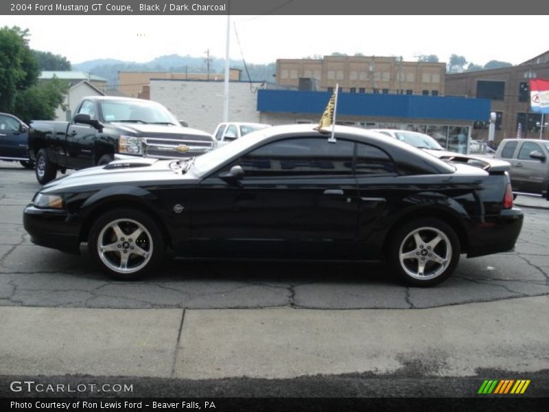 Black / Dark Charcoal 2004 Ford Mustang GT Coupe