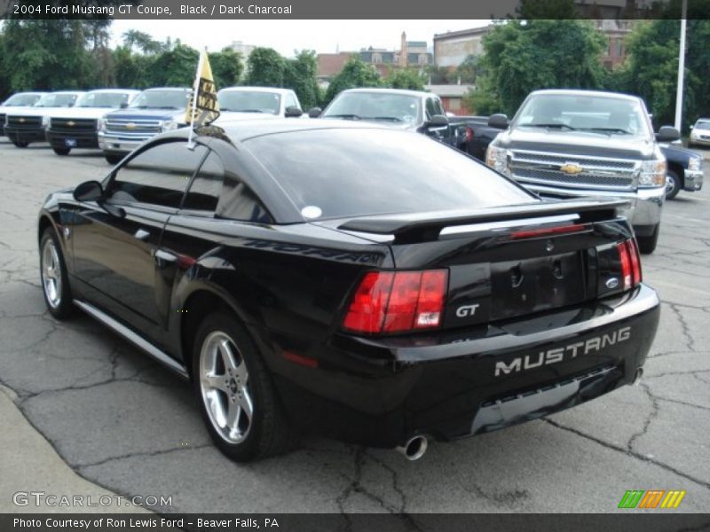Black / Dark Charcoal 2004 Ford Mustang GT Coupe
