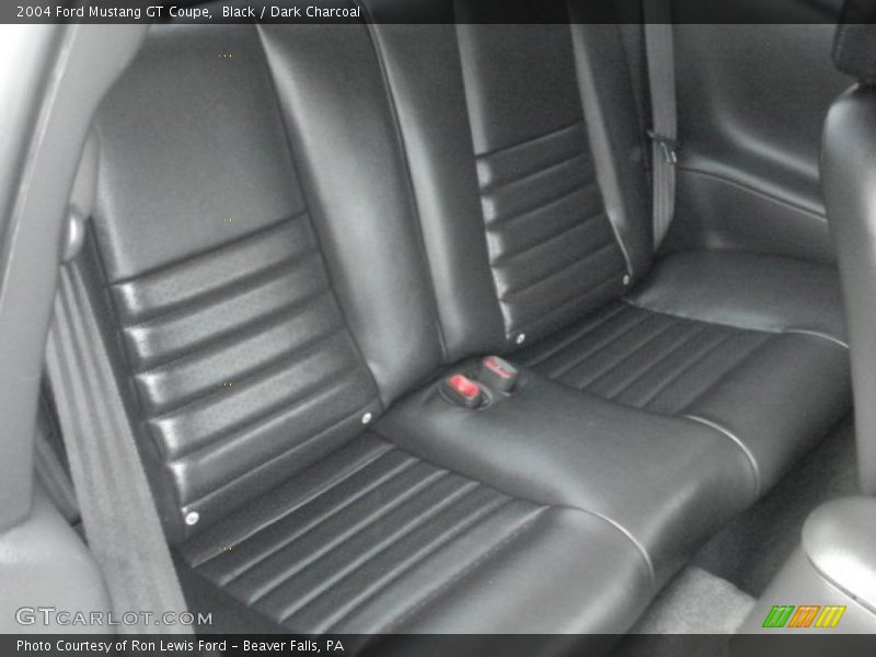 Black / Dark Charcoal 2004 Ford Mustang GT Coupe