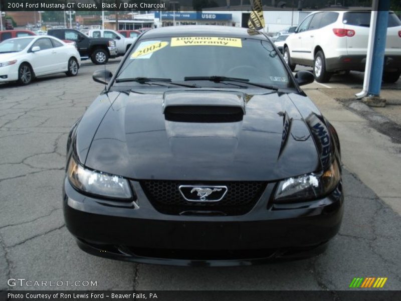 Black / Dark Charcoal 2004 Ford Mustang GT Coupe