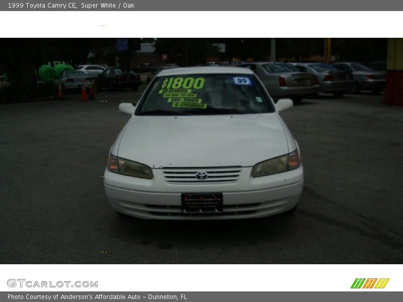 Super White / Oak 1999 Toyota Camry CE