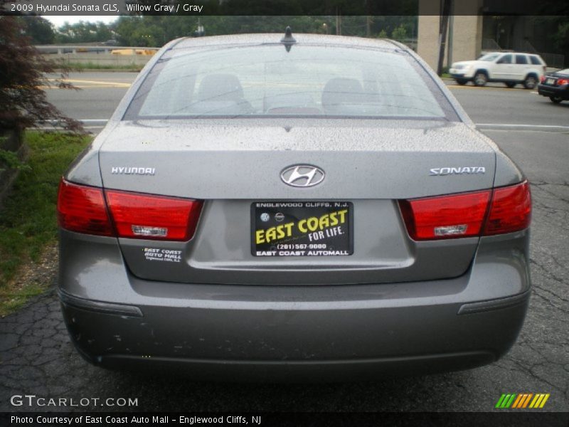 Willow Gray / Gray 2009 Hyundai Sonata GLS
