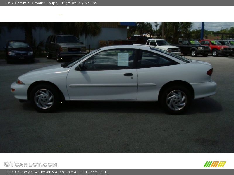 Bright White / Neutral 1997 Chevrolet Cavalier Coupe