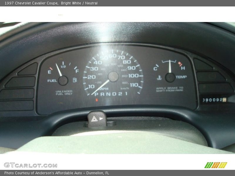 Bright White / Neutral 1997 Chevrolet Cavalier Coupe
