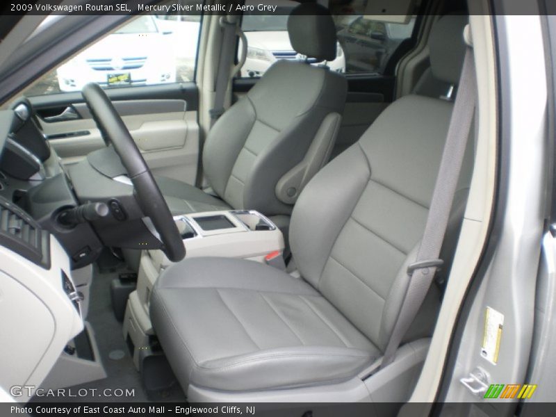 Mercury Sliver Metallic / Aero Grey 2009 Volkswagen Routan SEL