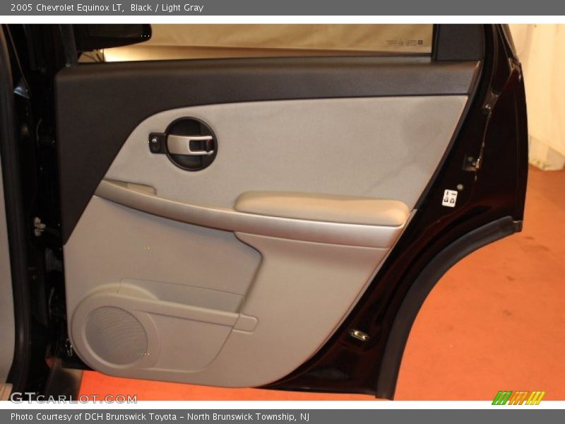 Black / Light Gray 2005 Chevrolet Equinox LT