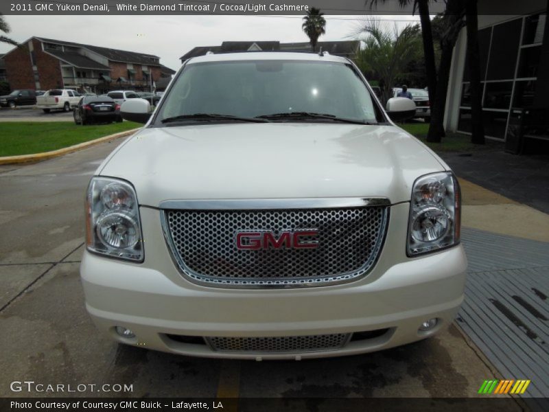 White Diamond Tintcoat / Cocoa/Light Cashmere 2011 GMC Yukon Denali