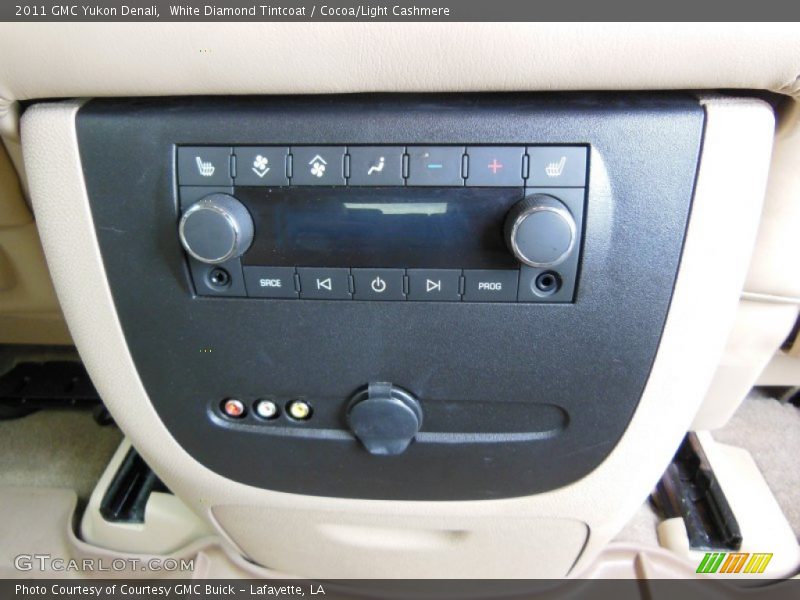 White Diamond Tintcoat / Cocoa/Light Cashmere 2011 GMC Yukon Denali