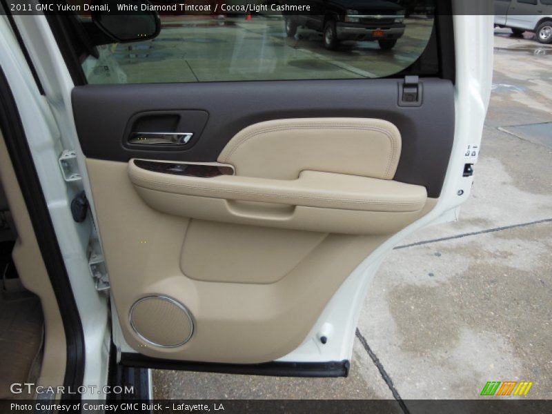White Diamond Tintcoat / Cocoa/Light Cashmere 2011 GMC Yukon Denali