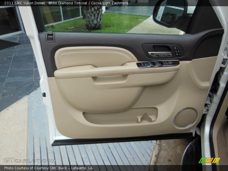 White Diamond Tintcoat / Cocoa/Light Cashmere 2011 GMC Yukon Denali