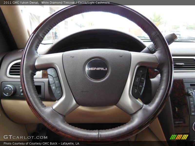 White Diamond Tintcoat / Cocoa/Light Cashmere 2011 GMC Yukon Denali