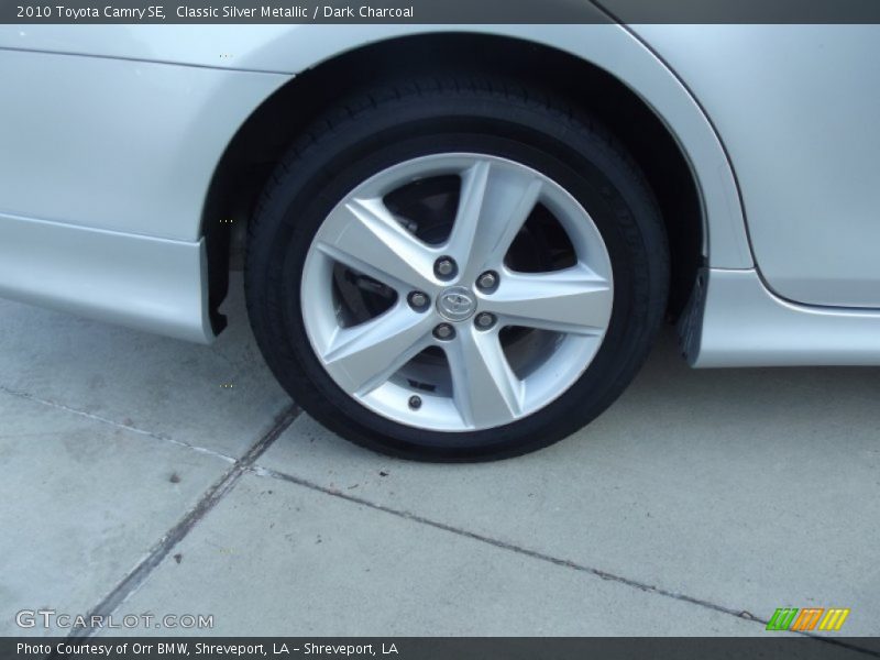 Classic Silver Metallic / Dark Charcoal 2010 Toyota Camry SE