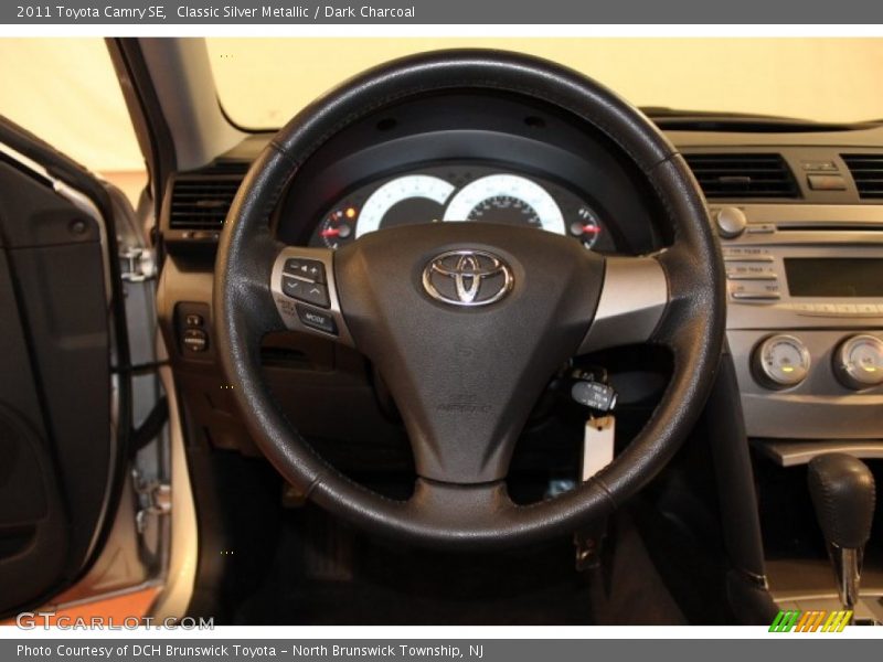 Classic Silver Metallic / Dark Charcoal 2011 Toyota Camry SE