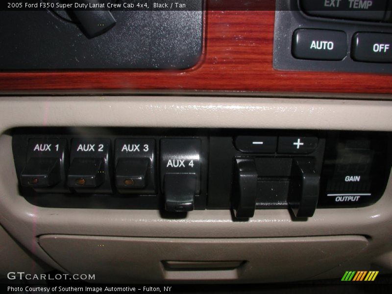 Black / Tan 2005 Ford F350 Super Duty Lariat Crew Cab 4x4