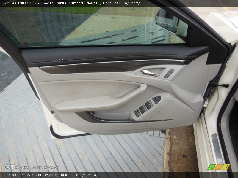 White Diamond Tri-Coat / Light Titanium/Ebony 2009 Cadillac CTS -V Sedan