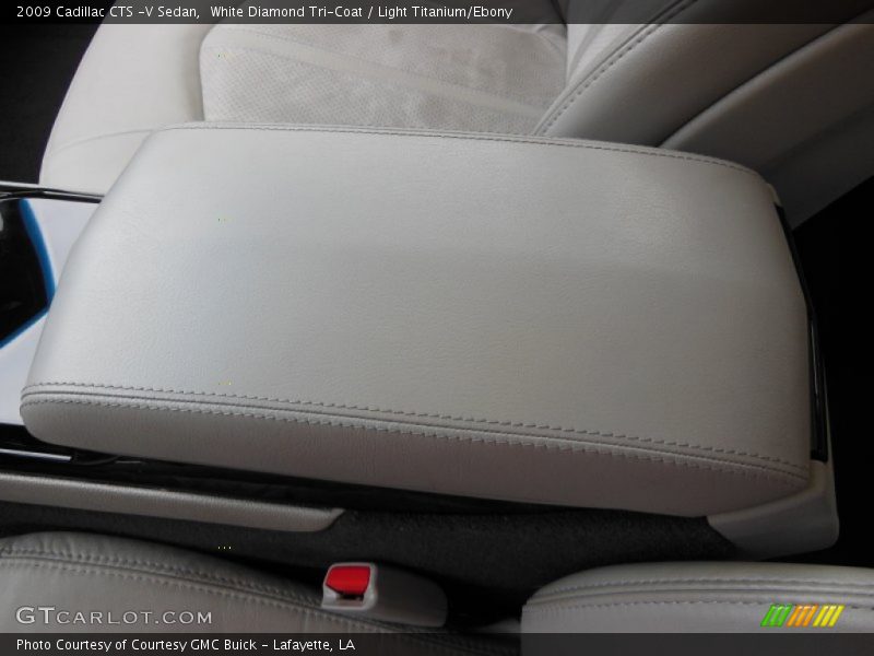 White Diamond Tri-Coat / Light Titanium/Ebony 2009 Cadillac CTS -V Sedan