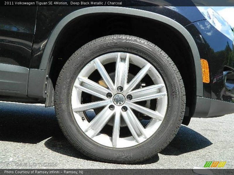 Deep Black Metallic / Charcoal 2011 Volkswagen Tiguan SE 4Motion