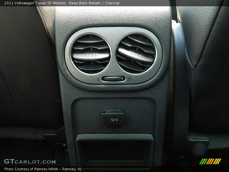 Deep Black Metallic / Charcoal 2011 Volkswagen Tiguan SE 4Motion