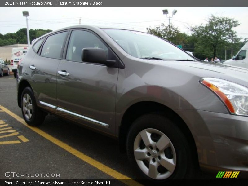 Platinum Graphite / Black 2011 Nissan Rogue S AWD