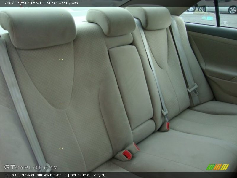 Super White / Ash 2007 Toyota Camry LE