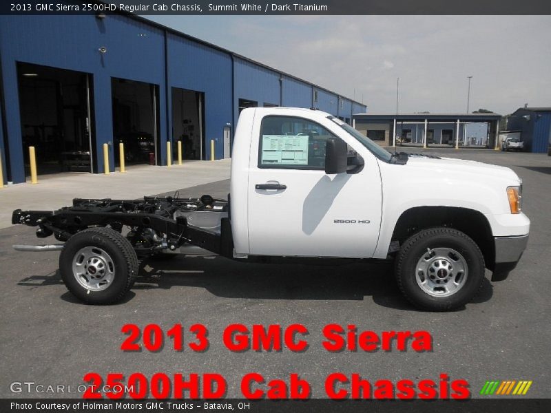 Summit White / Dark Titanium 2013 GMC Sierra 2500HD Regular Cab Chassis