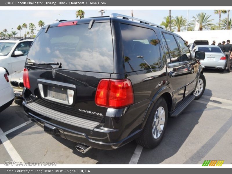 Black Clearcoat / Dove Grey 2004 Lincoln Navigator Luxury