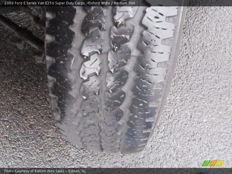 Oxford White / Medium Flint 2009 Ford E Series Van E350 Super Duty Cargo