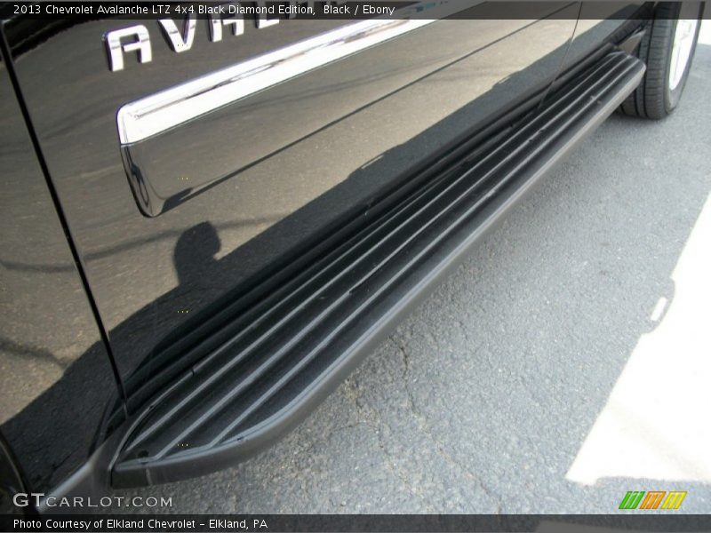 Black / Ebony 2013 Chevrolet Avalanche LTZ 4x4 Black Diamond Edition
