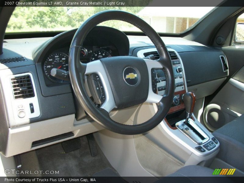 Granite Gray Metallic / Light Gray 2007 Chevrolet Equinox LT AWD