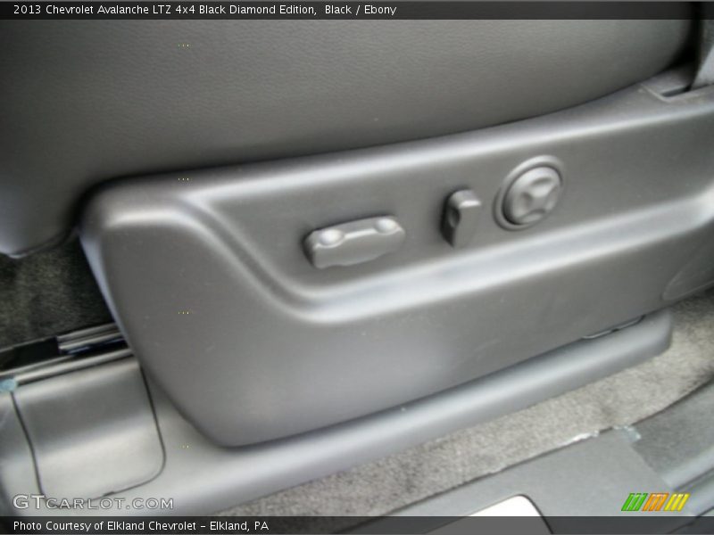 Black / Ebony 2013 Chevrolet Avalanche LTZ 4x4 Black Diamond Edition