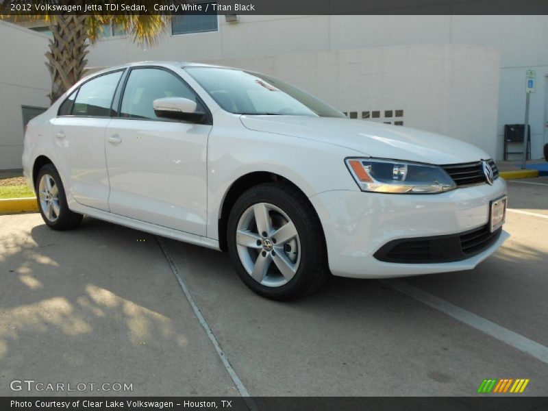 Candy White / Titan Black 2012 Volkswagen Jetta TDI Sedan