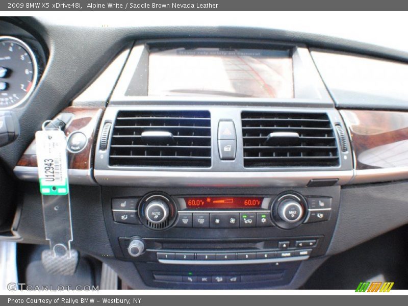 Alpine White / Saddle Brown Nevada Leather 2009 BMW X5 xDrive48i