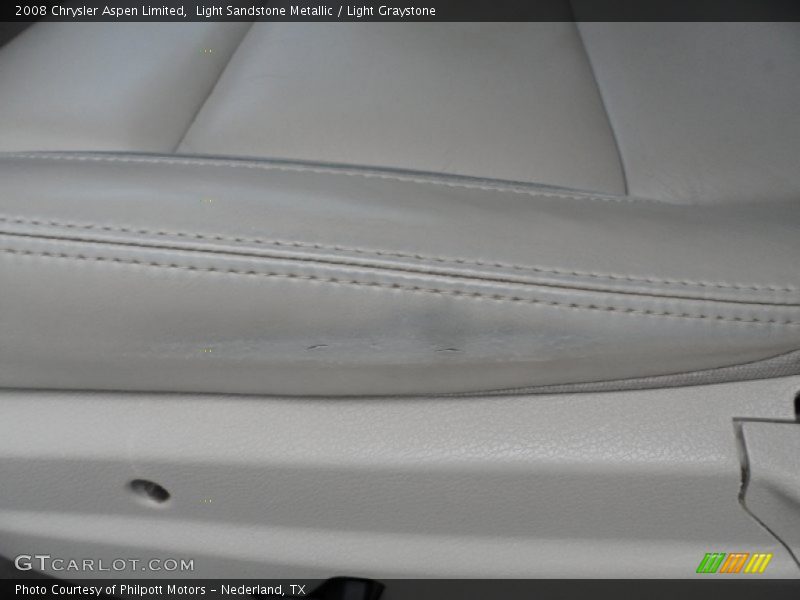 Light Sandstone Metallic / Light Graystone 2008 Chrysler Aspen Limited