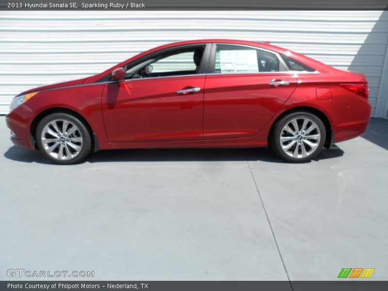 Sparkling Ruby / Black 2013 Hyundai Sonata SE