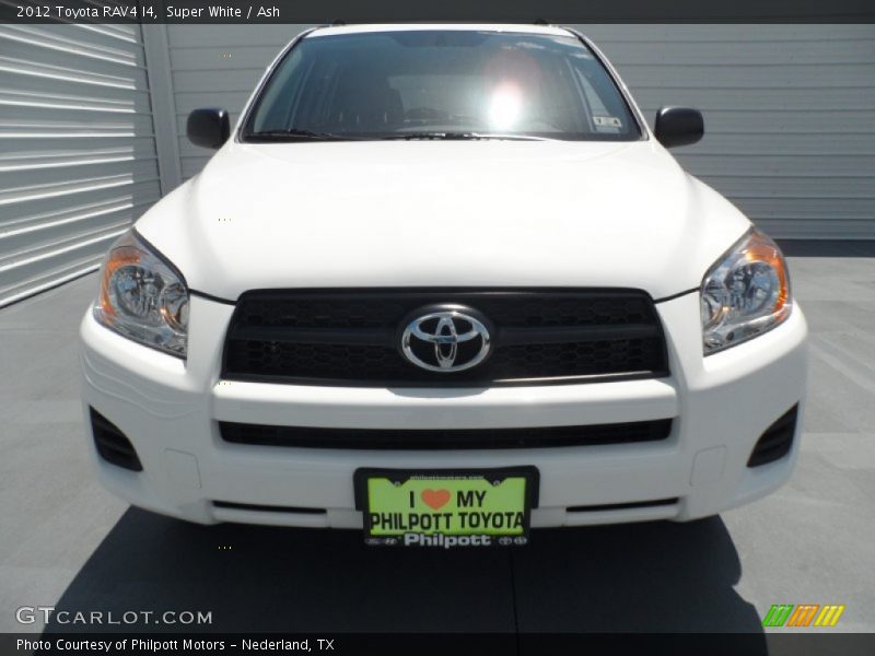 Super White / Ash 2012 Toyota RAV4 I4