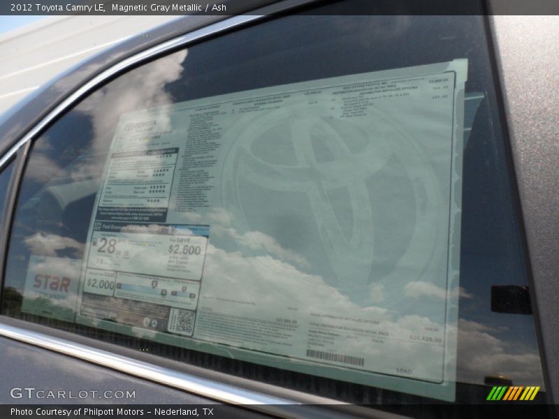 Magnetic Gray Metallic / Ash 2012 Toyota Camry LE