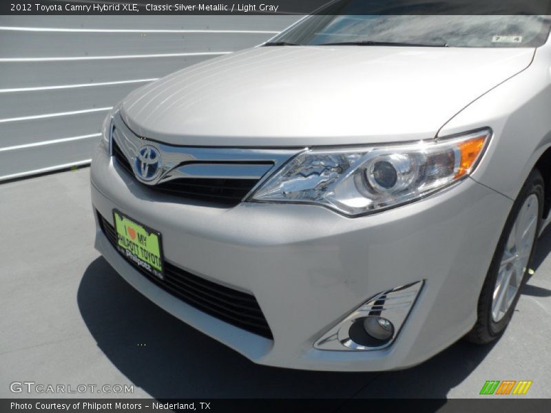 Classic Silver Metallic / Light Gray 2012 Toyota Camry Hybrid XLE