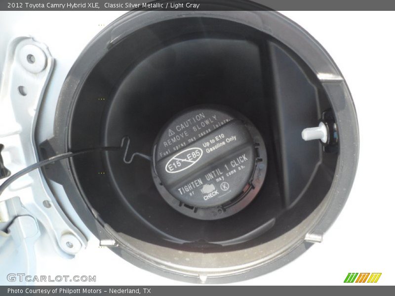Classic Silver Metallic / Light Gray 2012 Toyota Camry Hybrid XLE