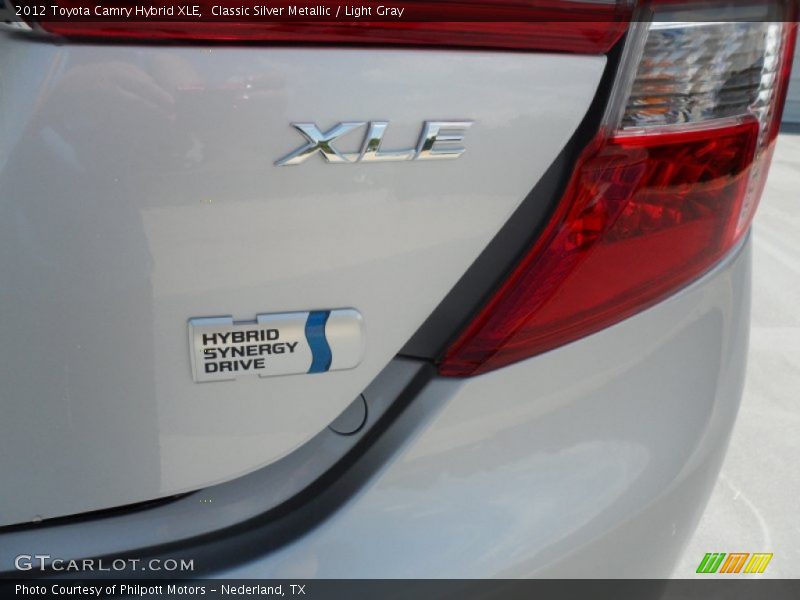 Classic Silver Metallic / Light Gray 2012 Toyota Camry Hybrid XLE